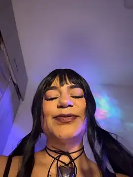 RavenM8 online show from 10/22/25, 01:39