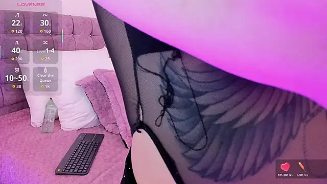 isabella simons online show from 06/29/26, 02:18