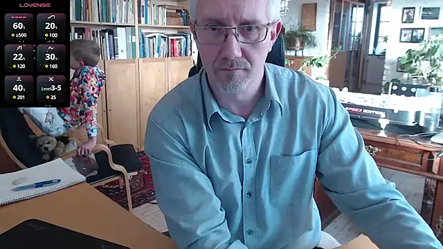 tom-swede online show from 12/17/24, 11:06
