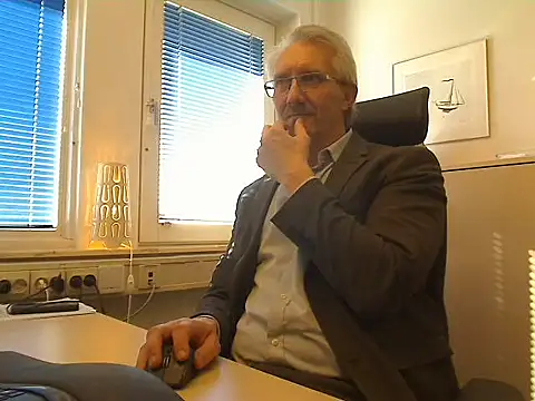 tom-swede online show from 04/09/26, 02:33