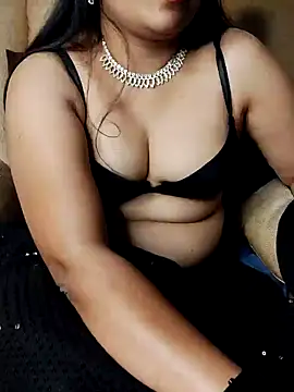 Snapshot of Traditional_Housewife_ chatting on 01/30/25, 03:29 Traditional Housewife online show from 01/30/25, 03:29