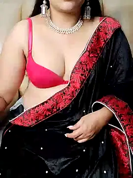 Snapshot of Traditional_Housewife_ chatting on 02/05/25, 04:58 Traditional Housewife online show from 02/05/25, 04:58