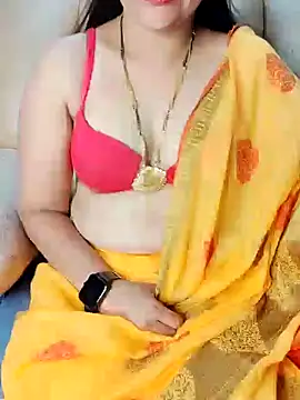 Snapshot of Traditional_Housewife_ chatting on 03/17/25, 02:45 Traditional Housewife online show from 03/17/25, 02:45