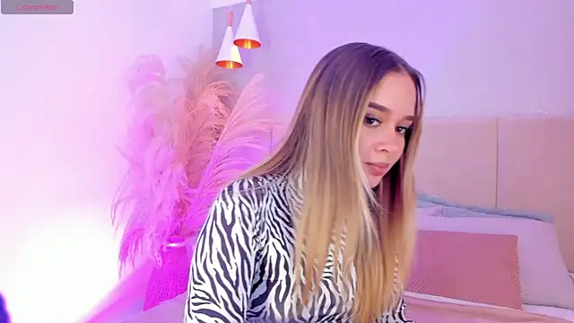 sofia pamela online show from 01/10/25, 07:21