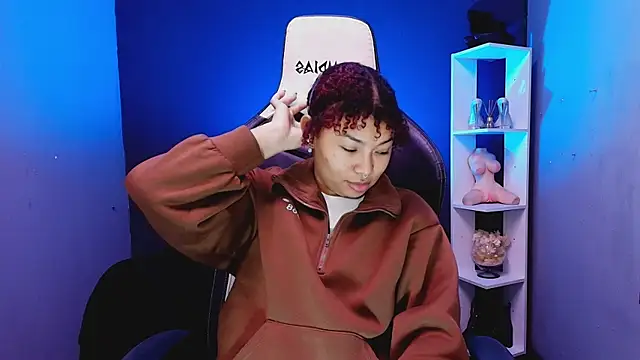 JadaRoberts online show from 10/24/25, 12:12