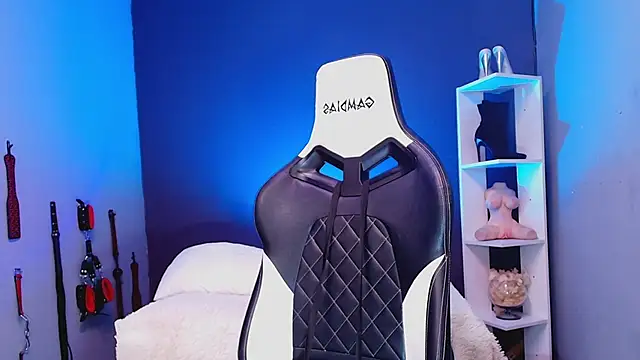 JadaRoberts online show from 12/05/25, 12:36