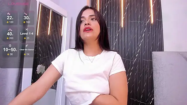 katrina kaif x online show from 12/21/24, 07:16
