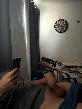 Snapshot of Magicerosxx69 chatting on 11/06/25, 03:57 Magicerosxx69 online show from 11/06/25, 03:57