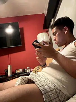 Snapshot of Magicerosxx69 chatting on 11/25/25, 08:47 Magicerosxx69 online show from 11/25/25, 08:47