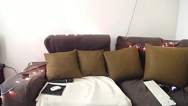 sara winehouse1 online show from 01/19/25, 08:09