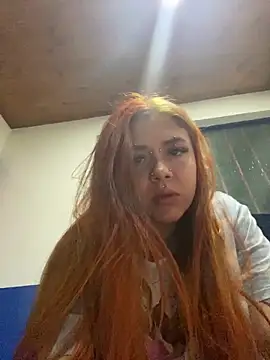 Snapshot of sara_winehouse1 chatting on 03/07/26, 04:42 sara winehouse1 online show from 03/07/26, 04:42