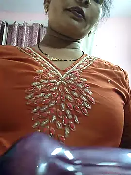 Snapshot of Ritasingh-0461 chatting on 05/18/26, 05:35 Ritasingh-0461 online show from 05/18/26, 05:35