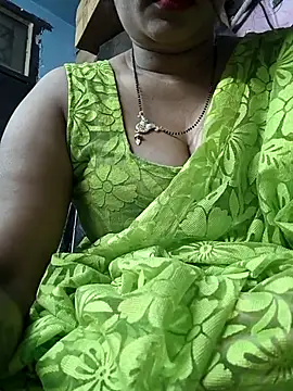 Snapshot of Ritasingh-0461 chatting on 05/23/26, 01:44 Ritasingh-0461 online show from 05/23/26, 01:44