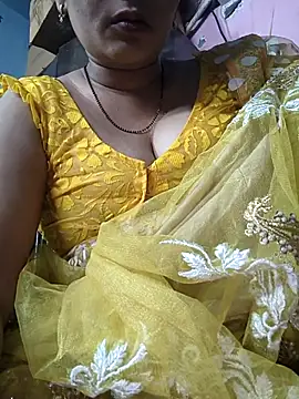 Snapshot of Ritasingh-0461 chatting on 05/27/26, 12:40 Ritasingh-0461 online show from 05/27/26, 12:40