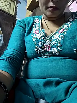 Snapshot of Ritasingh-0461 chatting on 06/05/26, 07:25 Ritasingh-0461 online show from 06/05/26, 07:25