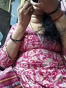 Snapshot of Ritasingh-0461 chatting on 06/06/26, 03:55 Ritasingh-0461 online show from 06/06/26, 03:55
