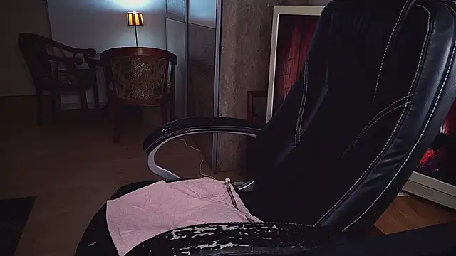 Snapshot of officeman7 chatting on 01/04/25, 05:26 officeman7 online show from 01/04/25, 05:26