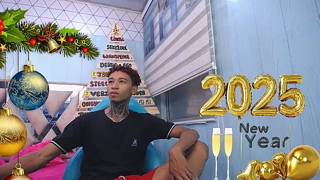 sexy blacks  online show from 12/31/24, 11:53