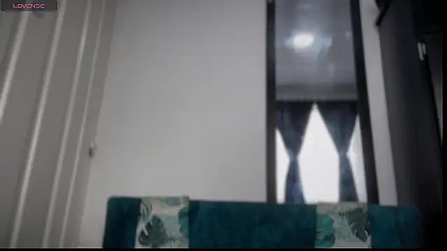 sexy blacks  online show from 10/30/25, 01:34