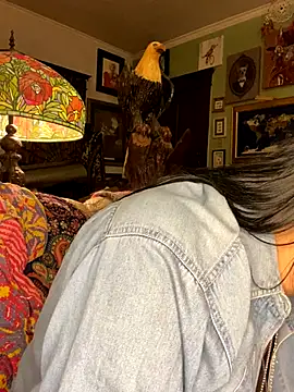 Snapshot of sexyasscougar chatting on 11/07/25, 08:47 sexyasscougar online show from 11/07/25, 08:47