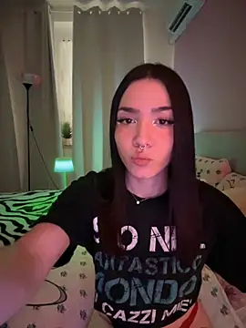 ShannonShanny online show from 10/16/25, 12:17