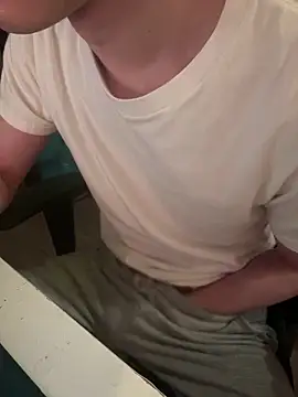 wangjian2324 online show from 12/19/25, 03:19