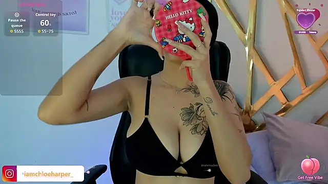 Snapshot of ChloeHarper_ chatting on 11/09/25, 12:58 ChloeHarper online show from 11/09/25, 12:58