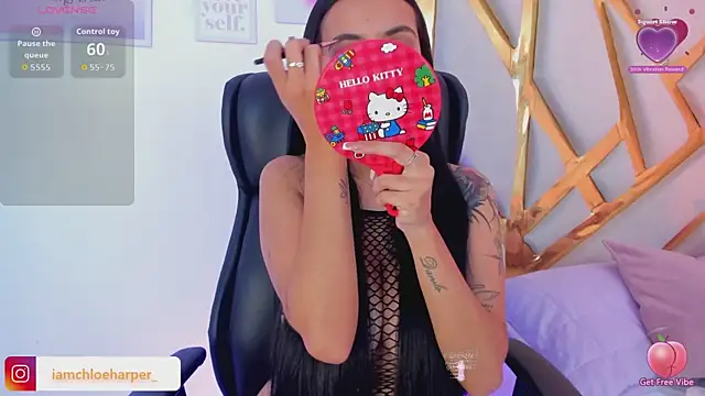 Snapshot of ChloeHarper_ chatting on 11/10/25, 07:02 ChloeHarper online show from 11/10/25, 07:02