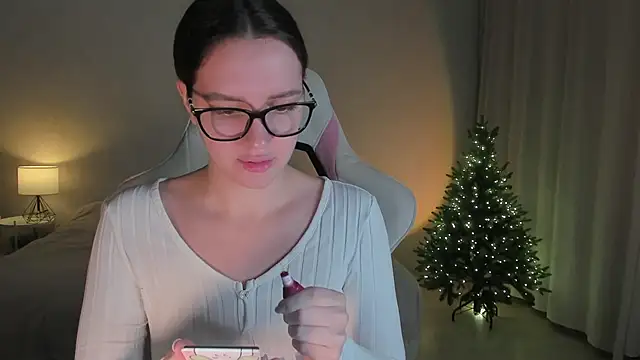 Sonia moon  online show from 12/08/24, 01:13