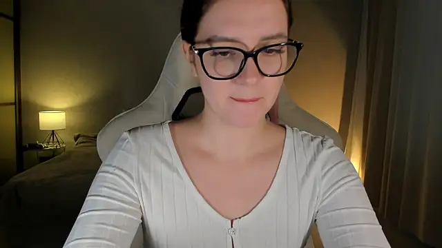 Sonia moon  online show from 01/11/25, 04:27