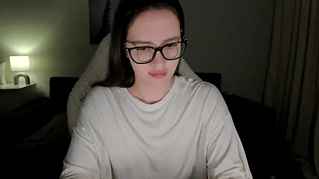 Sonia moon  online show from 03/05/25, 01:21