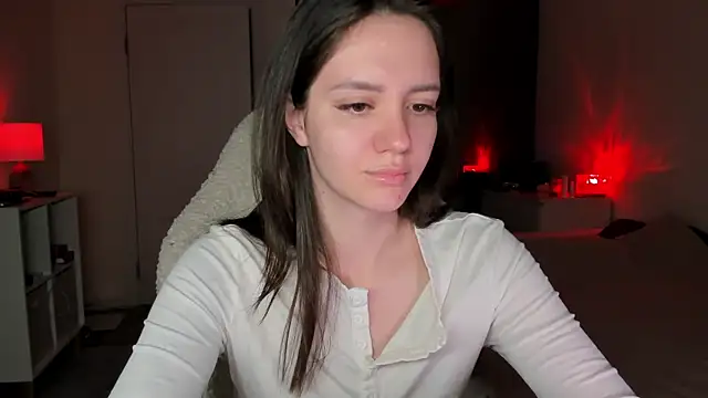 Sonia moon  online show from 11/02/25, 02:47