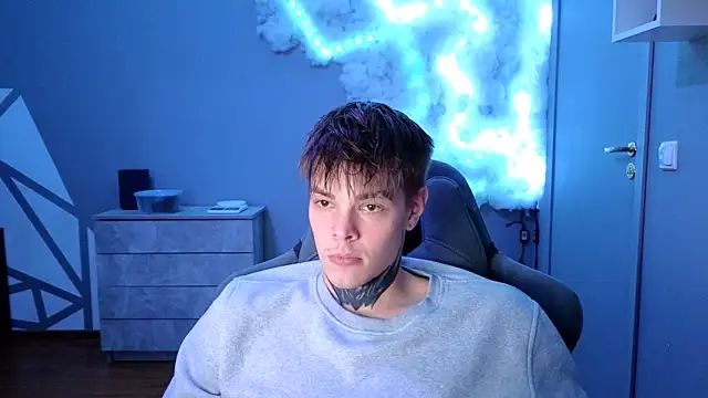 DENIS HERE online show from 12/01/24, 04:29