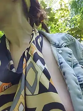 Exhibitionsplit online show from 05/21/26, 09:27