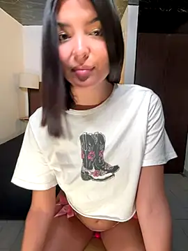 FoxyMx online show from 11/30/25, 03:10