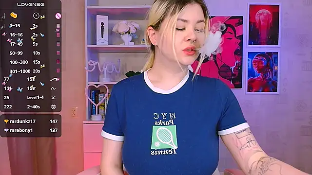 cutie mili online show from 12/29/24, 10:12