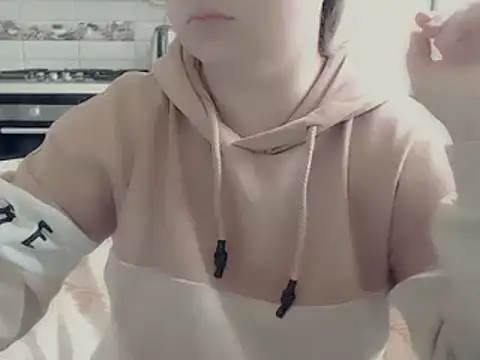 whiteFlower online show from 12/03/24, 11:01