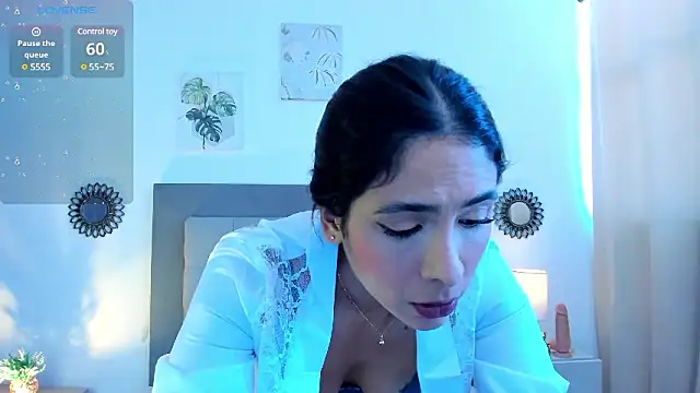 VeronikaOlsen online show from 12/08/24, 03:56