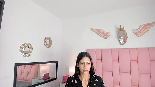 VeronikaOlsen online show from 12/25/24, 12:37