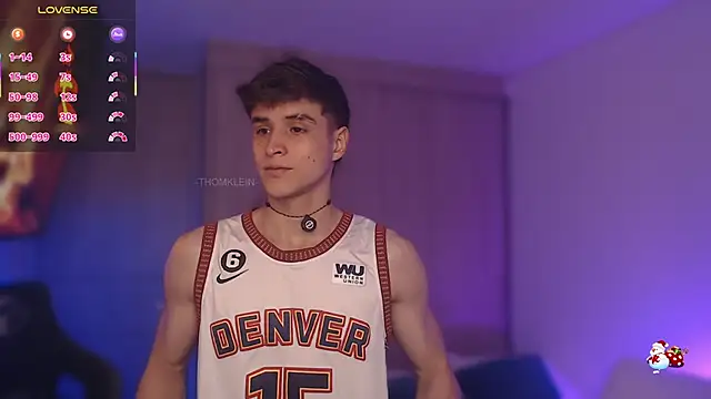 Snapshot of thomklein chatting on 11/22/25, 09:19 thomklein online show from 11/22/25, 09:19