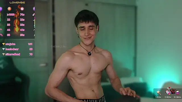 Snapshot of thomklein chatting on 11/25/25, 09:15 thomklein online show from 11/25/25, 09:15