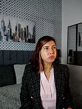 Snapshot of scarlett_moore chatting on 11/14/25, 02:27 scarlett moore online show from 11/14/25, 02:27