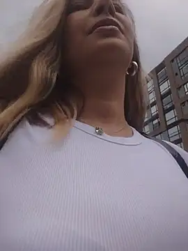 scarlett moore online show from 06/08/26, 04:18