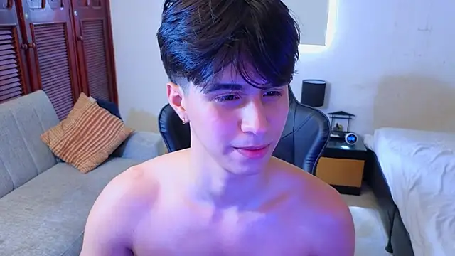 Snapshot of carl_dixon chatting on 10/15/25, 03:34 carl dixon online show from 10/15/25, 03:34