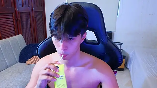 Snapshot of carl_dixon chatting on 10/30/25, 09:15 carl dixon online show from 10/30/25, 09:15