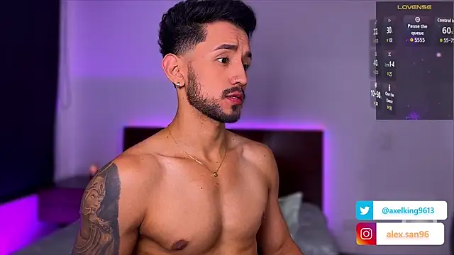 Snapshot of AxelKing1326 chatting on 10/20/25, 11:05 AxelKing1326 online show from 10/20/25, 11:05