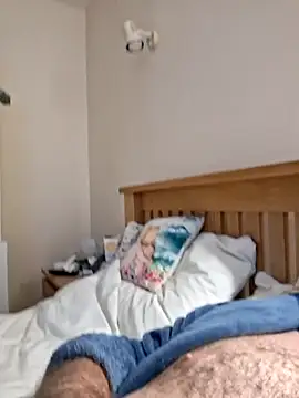 jonjoey123 online show from 10/28/25, 07:23