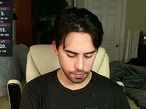 Snapshot of thonylewys chatting on 07/23/26, 10:29 thonylewys online show from 07/23/26, 10:29
