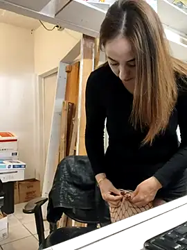 Mia Novikov online show from 12/02/25, 05:41