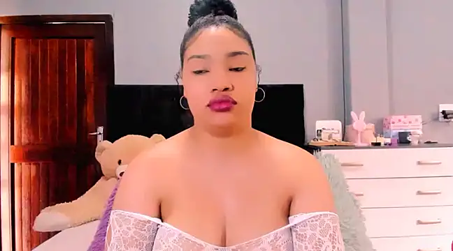 Snapshot of Slim_Pleasurexxx chatting on 12/11/24, 06:36 Slim Pleasurexxx online show from 12/11/24, 06:36